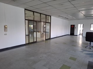 ให้เช่าอาคารอเนกประสงค์ (Multi-Purpose Building) ถ. อ่อนนุช (สุขุมวิท 77) ติดกับแยกต่างระดับอ่อนนุช - พัฒนาการ 3 ชั้น ชั้นละ 800 ตร.ม. แบ่งให้เช่า